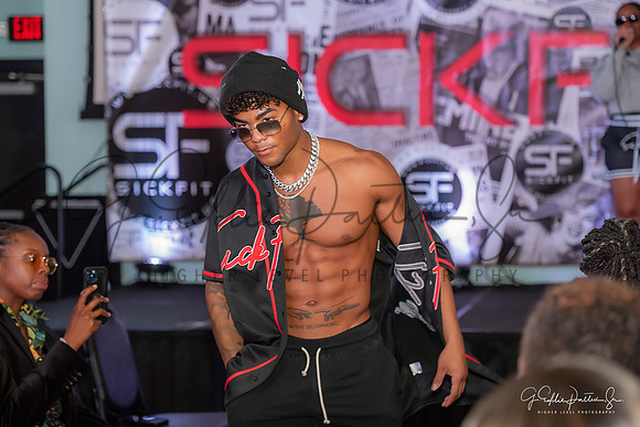 D75_5563