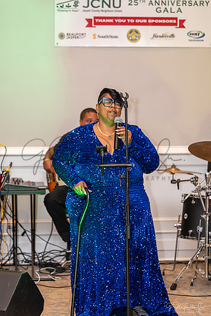 D75_0700