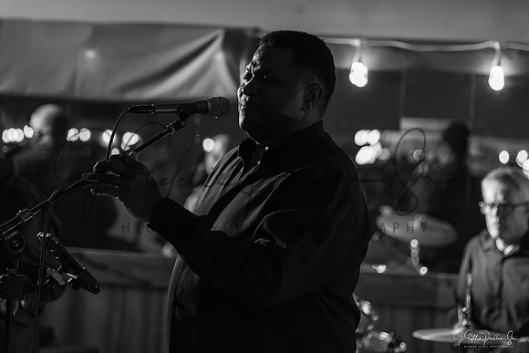 D75_3664