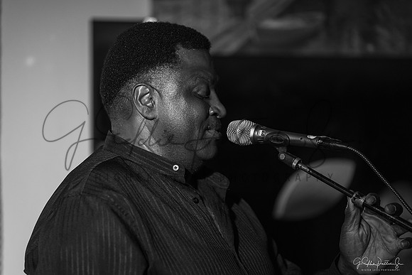 D75_3658